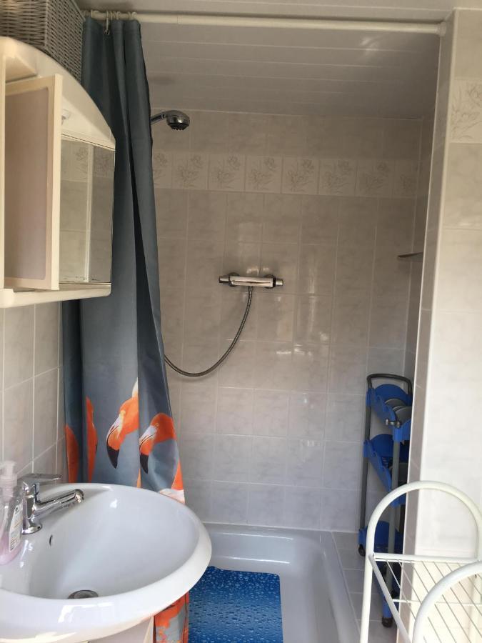 Ferienbungalow Karnitz/Ruegen Екстериор снимка